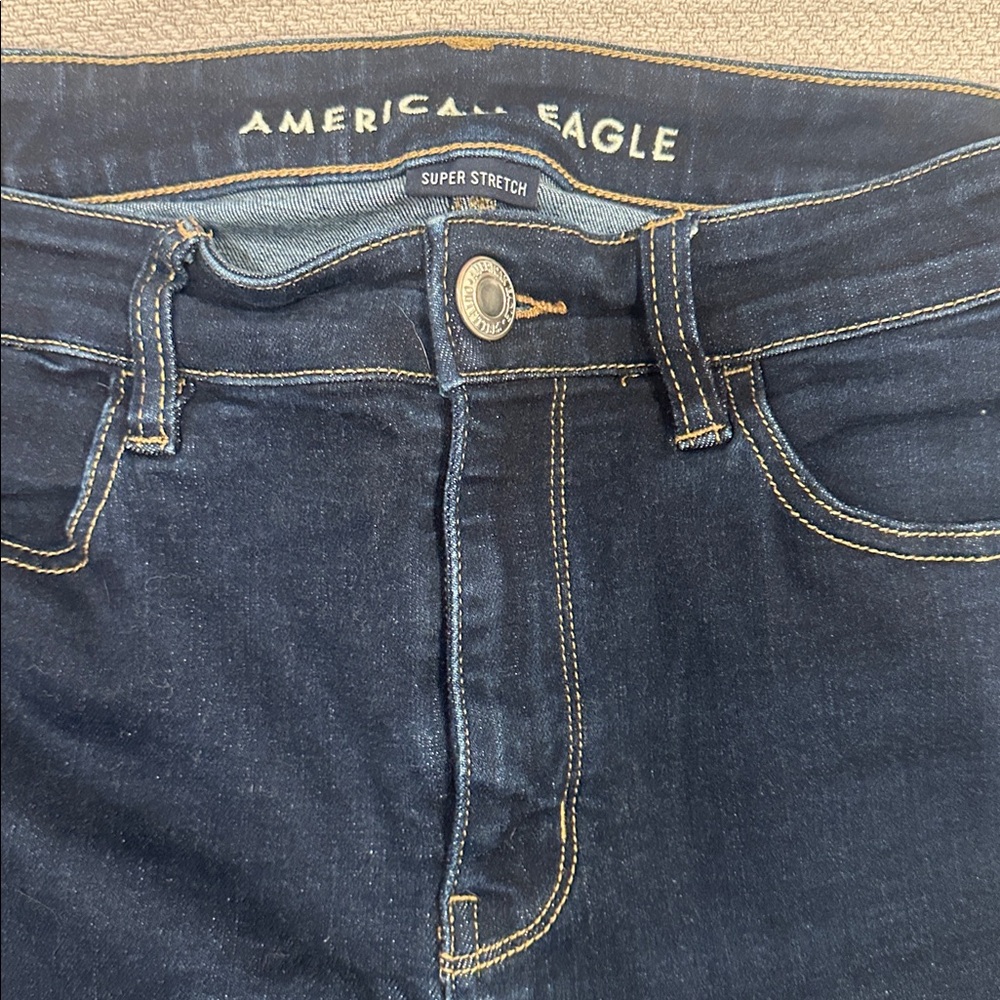 American Eagle 8 Short Hi-Rise Jegging - Picture 2 of 5